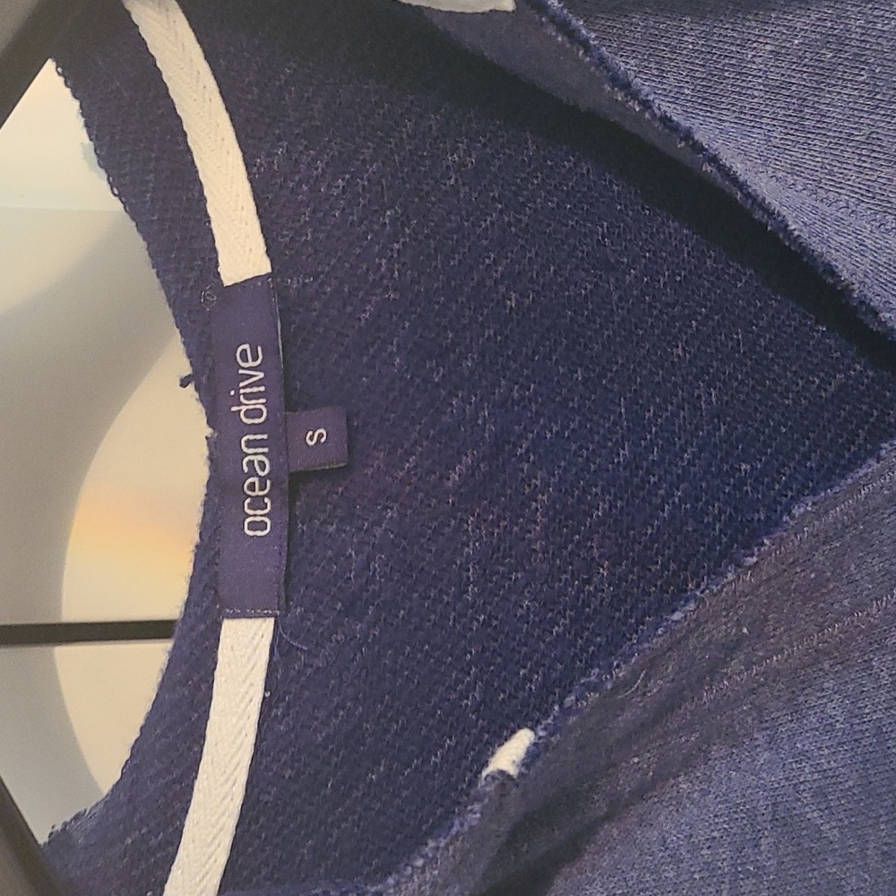 Ocean Drive distressed sweatshirt vest.  Excellent condition
